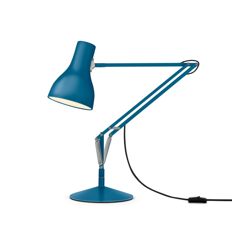 Type 75 Desk Lamp – Margaret Howell
