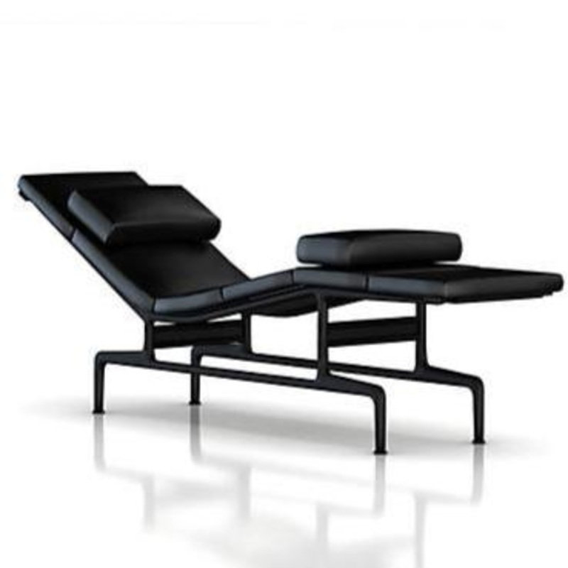 Eames Chaise by Herman Miller