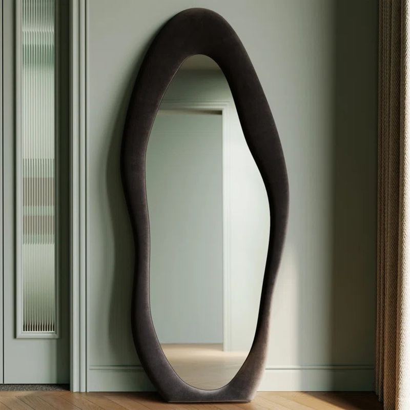 Wavy Mirror