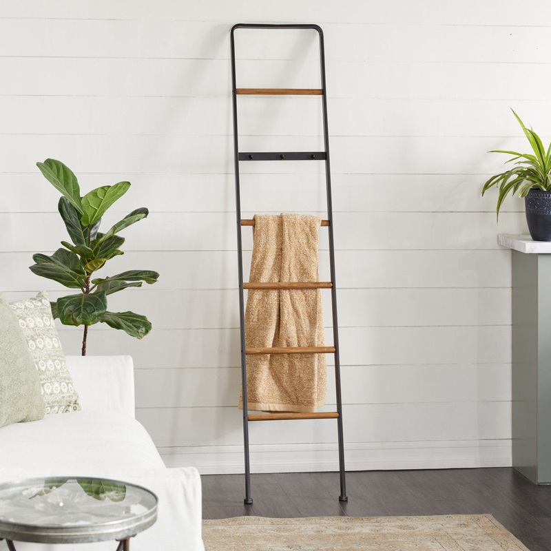 Black Metal 6 Rack Ladder Sand & Stable