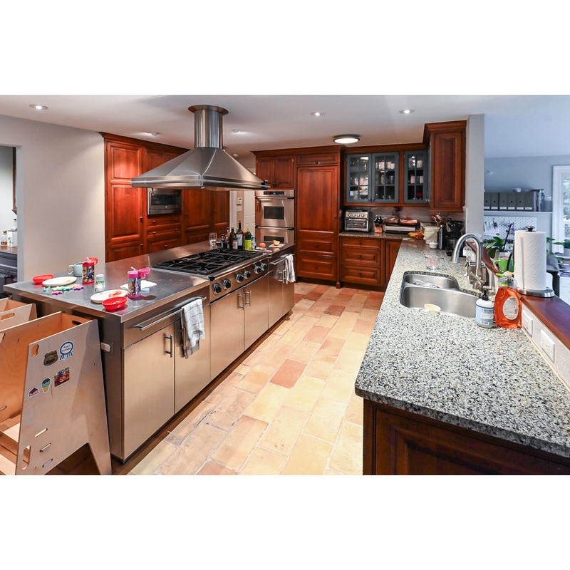 Premier Traditional Kitchen with Stainless Steel Island, Desk Area & Appliances