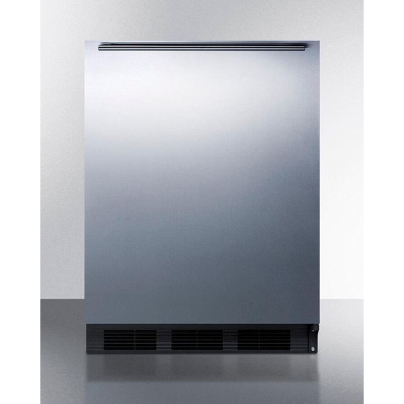 Summit AL652BSSHH Freestanding Ada Compliant Refrigerator-Freezer For General Purpose Use, W/Dual Evaporator Cooling, Cycle Defrost, Ss Door, Horizontal Handle, Black Cabinet