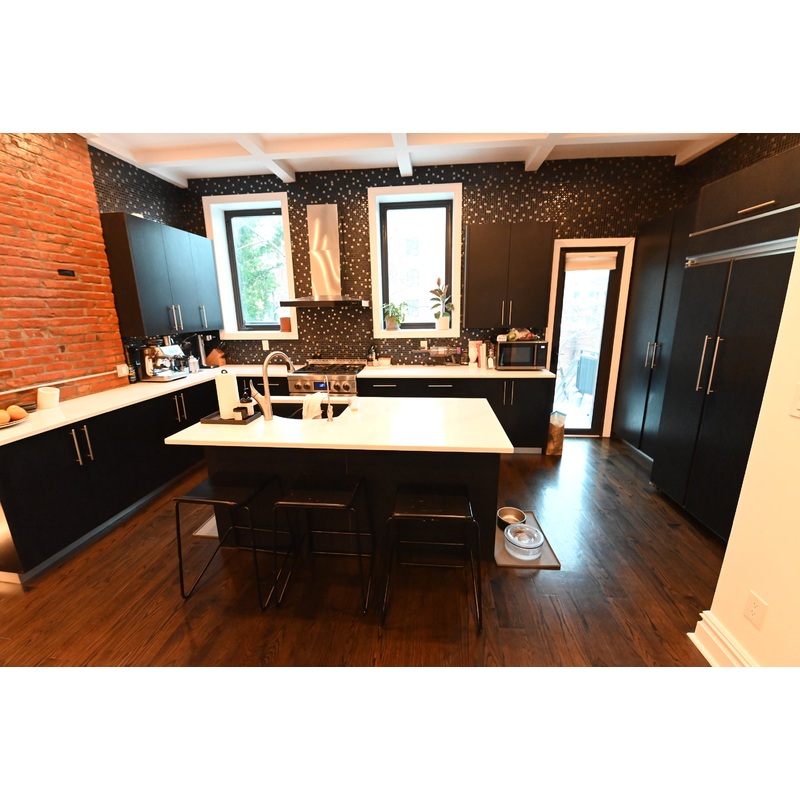 Dark Mocha Latte Modern Pre-Owned Kitchen